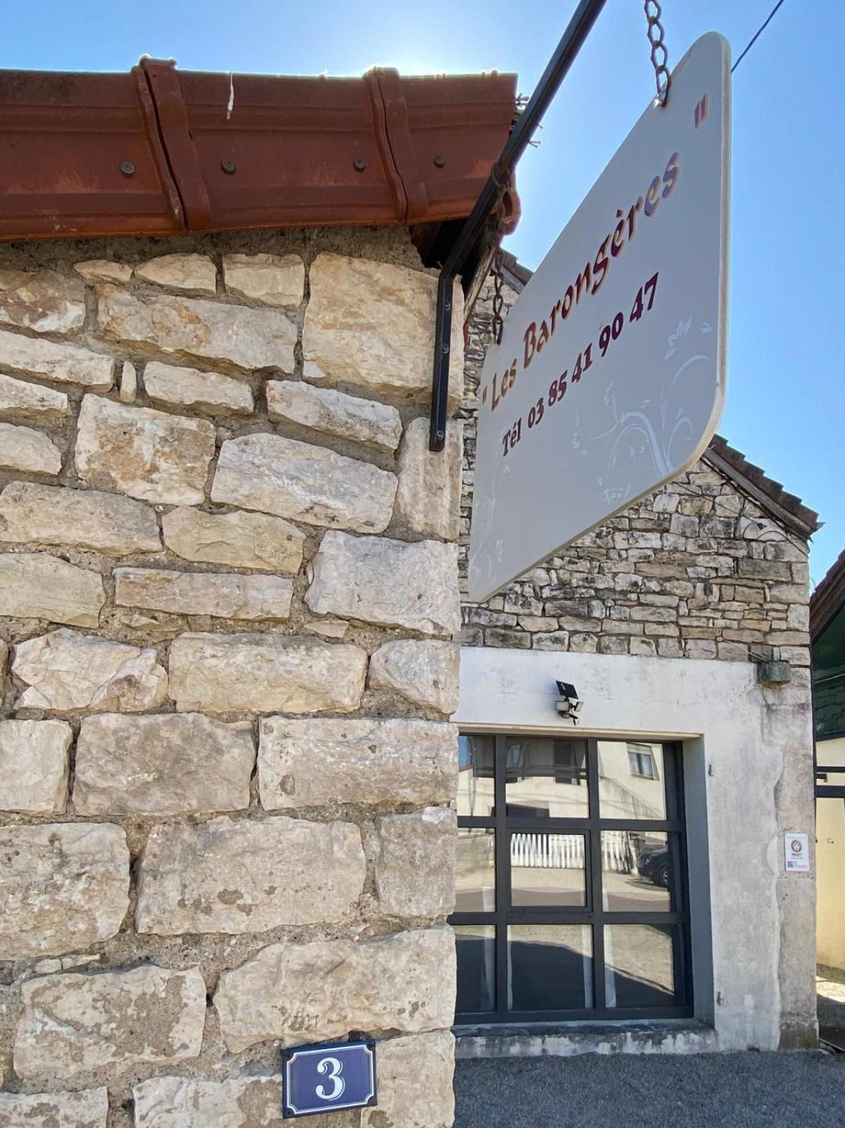 Gite Et Studios Les Barongeres Farges-les-Chalon Exterior photo
